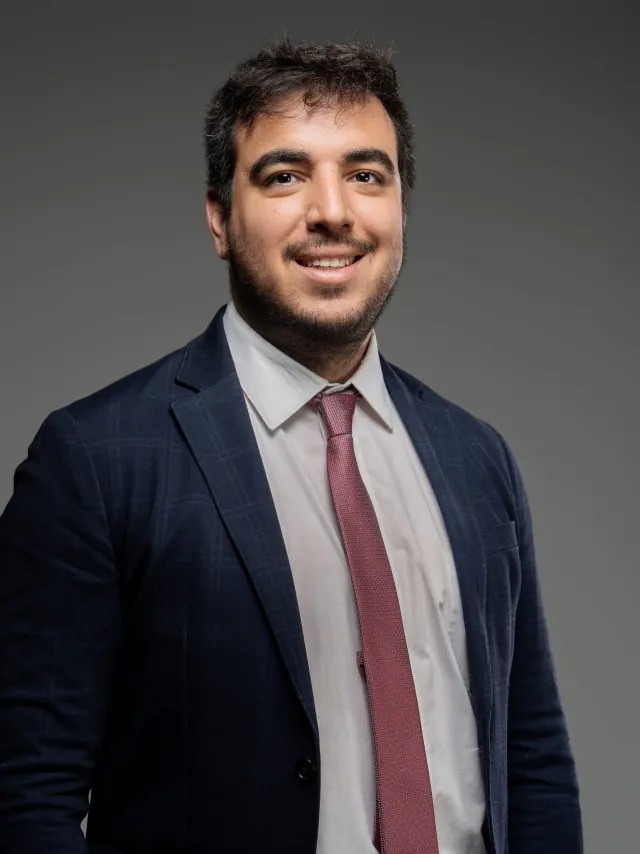赫尔南·西蒙律师 Hernán Simó, Esq.